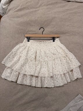 Women’s White Floral Tiered Ruffle Skirt